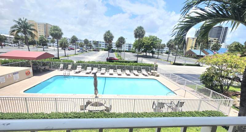 2 bedroom Stock Cooperative at 3200 NE 7th Court #202b, Oceanside Apartments Co-Op, Pompano Beach — photo 2