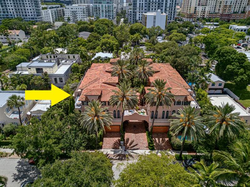 3 bedroom Townhouse at 31 SE 10th Avenue, Cole Hammock, Fort Lauderdale — photo 2