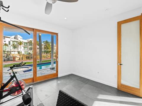 450 Victoria Terrace, Fort Lauderdale FL - photo 24 of 49