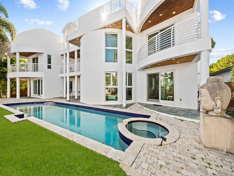 5 bedroom Single Family Residence at 450 Victoria Terrace, Victoria Park, Fort Lauderdale — photo 3