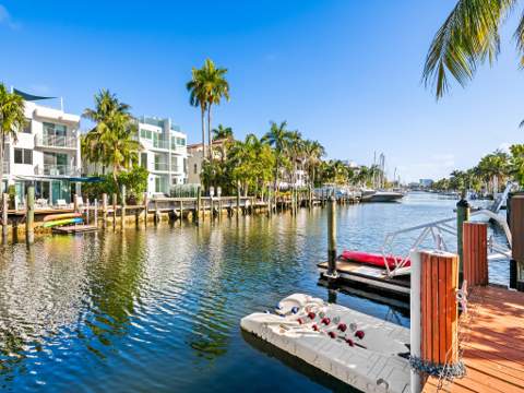 450 Victoria Terrace, Fort Lauderdale FL - photo 9 of 49