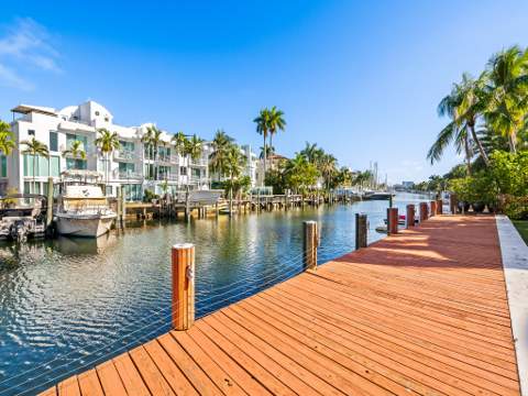 450 Victoria Terrace, Fort Lauderdale FL - photo 8 of 49