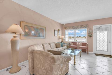 4053 Wolverton C, Boca Raton FL - photo 7 of 56