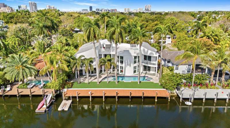 5 bedroom Single Family Residence at 450 Victoria Terrace, Victoria Park, Fort Lauderdale — photo 1
