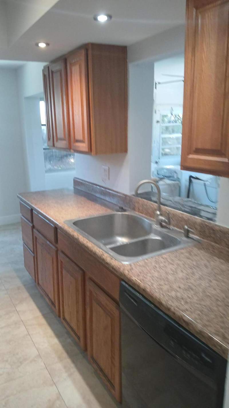 3 bedroom Single Family Residence at 6231 SW 9th Place, Kimberly Village Sec One, North Lauderdale — photo 3