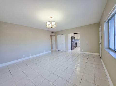 6289 Lear Drive #203, Lake Worth FL - photo 9 of 26