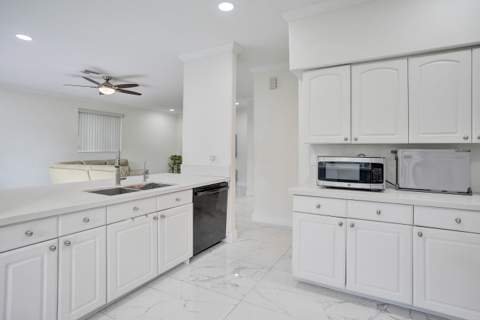 4180 Lansing Avenue, Cooper City FL - photo 22 of 75