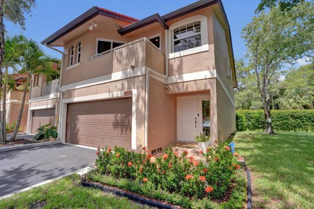 4921 Riverside Drive #606