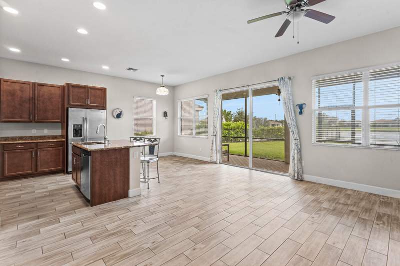 3 bedroom Single Family Residence at 5921 Switchgrass Lane, Hammocks Of Westlake, The Acreage — photo 5