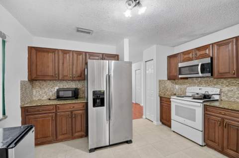 8332 Bermuda Sound Way, Boynton Beach FL - photo 16 of 67