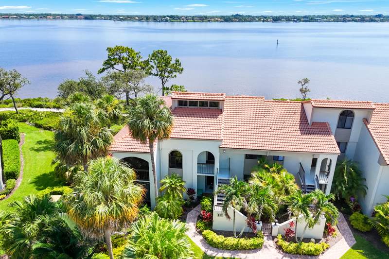 3 bedroom Condominium at 2536 NW Seagrass Drive #2a, Harbour Ridge Yacht & Country Club - Bayhead Villa, Palm City — photo 4