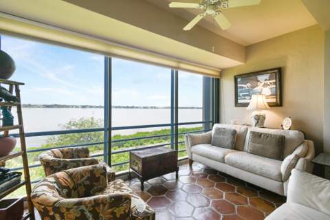 2536 NW Seagrass Drive #2a, Palm City FL - photo 17 of 88