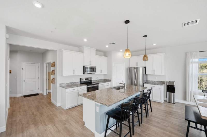 4 bedroom Single Family Residence at 10739 SW Vasari Way, Verano South Pud 1 - Pod C - Plat No. 4, Port St. Lucie — photo 3