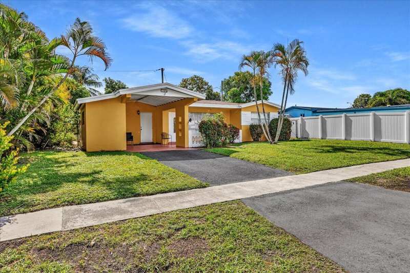 3 bedroom Single Family Residence at 3560 NW 34th Way, Lauderdale Lakes North Gate, Lauderdale Lakes — photo 1