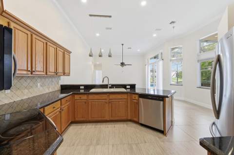 2644 Miller Court, Weston FL - photo 12 of 46