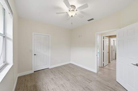 2644 Miller Court, Weston FL - photo 19 of 46
