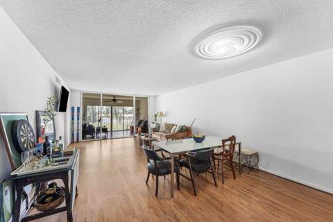 157 Atlantis Boulevard #301, Atlantis FL - photo 10 of 35