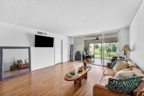 157 Atlantis Boulevard #301, Atlantis FL - photo 11 of 35