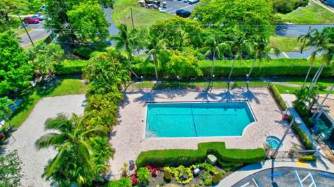 310 Belmont Place #310, Boynton Beach FL - photo 6 of 30