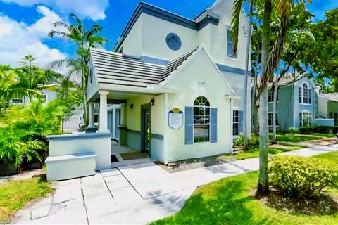 1020 Crystal Way #F, Delray Beach FL - photo 11 of 20