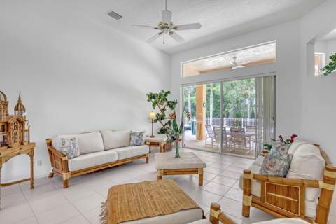 559 SW Squire Johns Lane, Palm City FL - photo 7 of 70