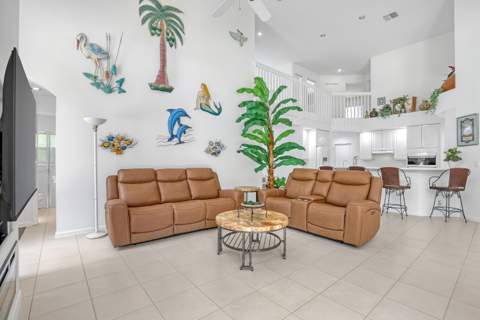 559 SW Squire Johns Lane, Palm City FL - photo 16 of 70