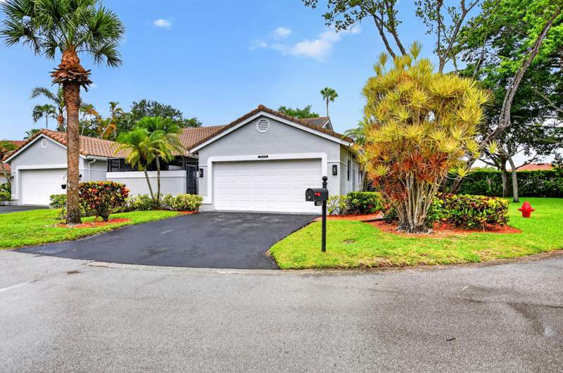 2 bedroom Townhouse at 10523 Ladypalm #B, WATERBERRY SEC 4, Boca Raton — photo 2