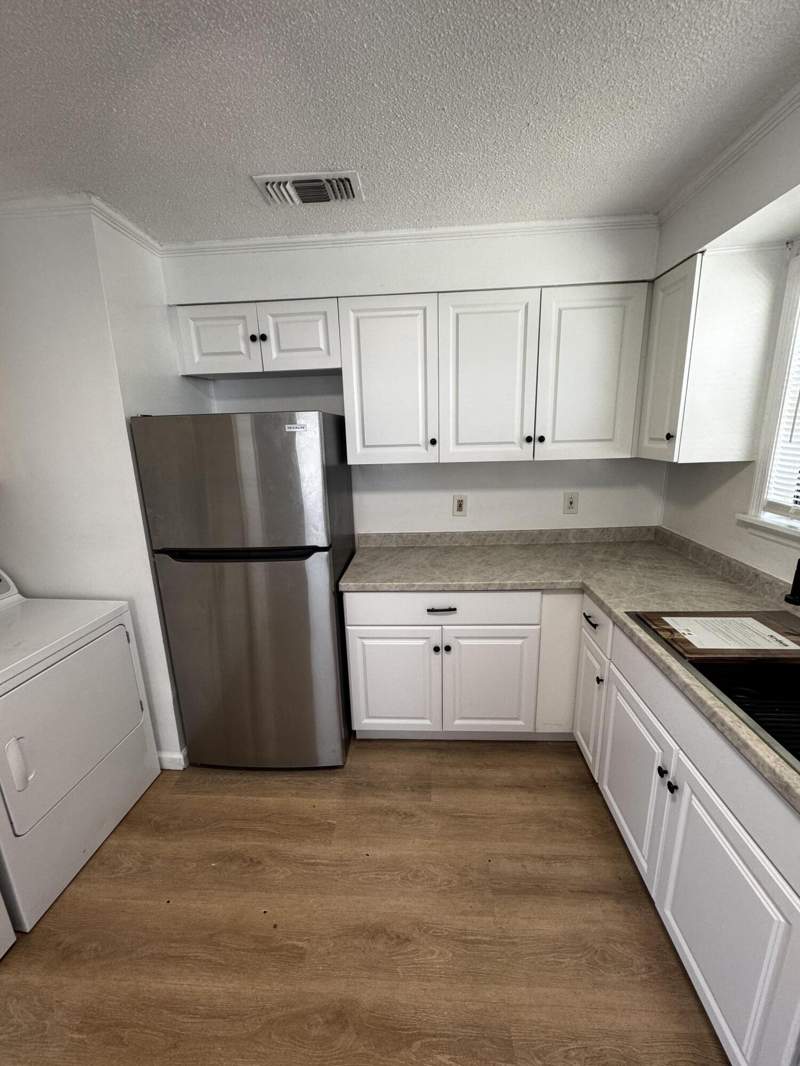 3 bedroom Single Family Residence at 1464 W 32nd Street, Acrehome Park Second Add, Riviera Beach — photo 5