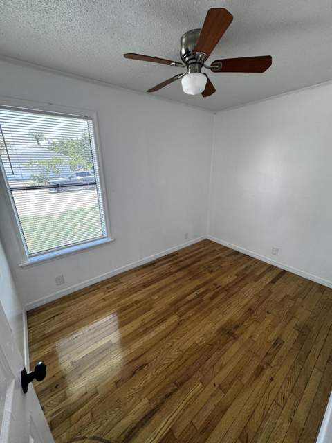 1464 W 32nd Street, Riviera Beach FL - photo 24 of 28