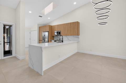 8306 Summersong Terrace, Boca Raton FL - photo 13 of 51