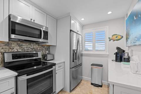 555 NW 4th Avenue #Apt 501, Boca Raton FL - photo 16 of 37