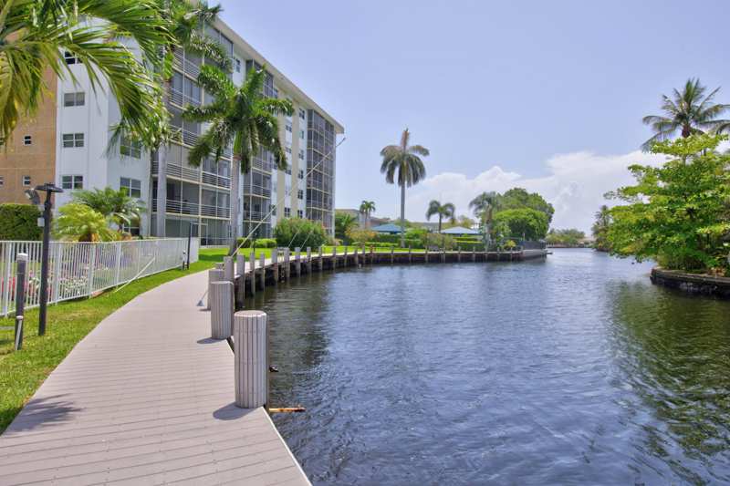 2 bedroom Condominium at 3010 NE 16th Avenue #502, River Bend Condo, Oakland Park — photo 1