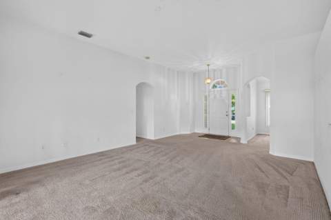 8253 Sand Pine Circle, Port St. Lucie FL - photo 12 of 46