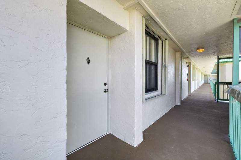 2 bedroom Condominium at 9900 S Ocean Drive #1505, Oceana Oceanfront Condominium II, Jensen Beach — photo 2