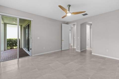 5319 Falcon Trail, Davie FL - photo 13 of 70