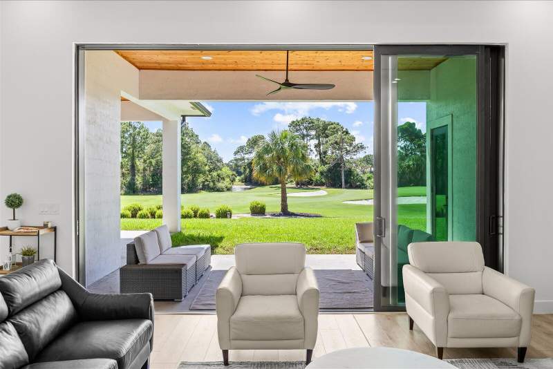 3 bedroom Single Family Residence at 896 SW Squire Johns Lane, Cobblestone Pud 01, Palm City — photo 3