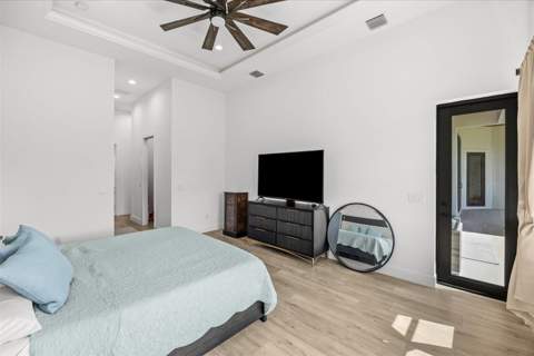 896 SW Squire Johns Lane, Palm City FL - photo 20 of 45