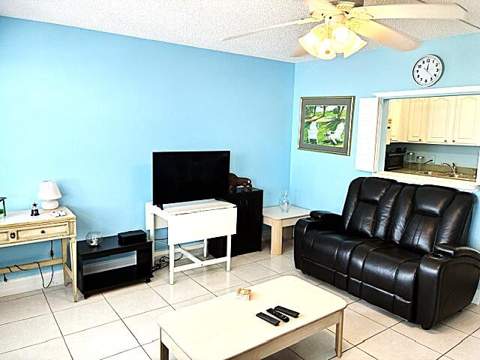110 Markham F #110, Deerfield Beach FL - photo 9 of 27