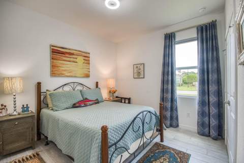 4720 NW Exchange Avenue, Jensen Beach FL - photo 18 of 35