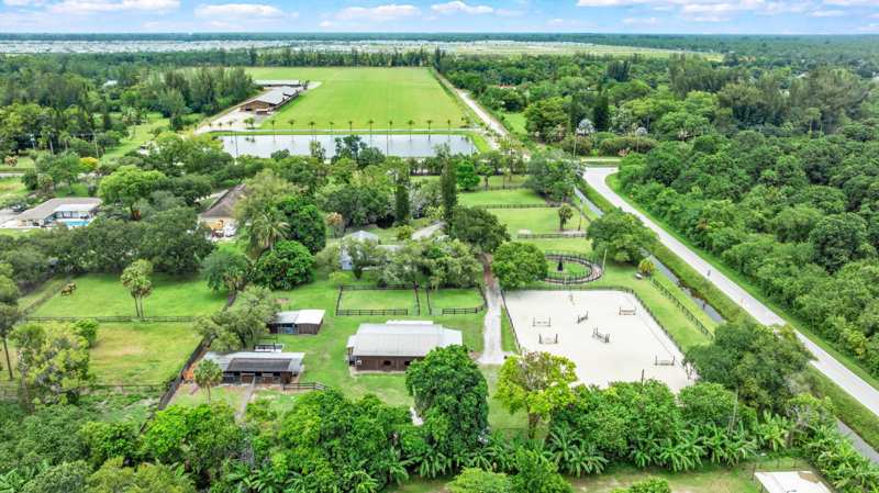 5 bedroom Single Family Residence at 14536 North Road, Loxahatchee Groves, Loxahatchee Groves — photo 1