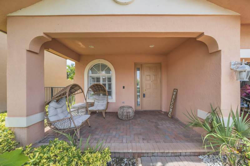 4 bedroom Single Family Residence at 149 Bellezza Terrace, Bella Terra Pud 1, Royal Palm Beach — photo 3