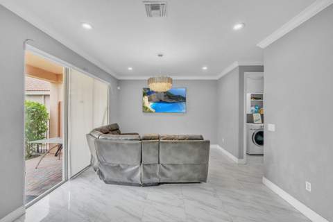 149 Bellezza Terrace, Royal Palm Beach FL - photo 21 of 68