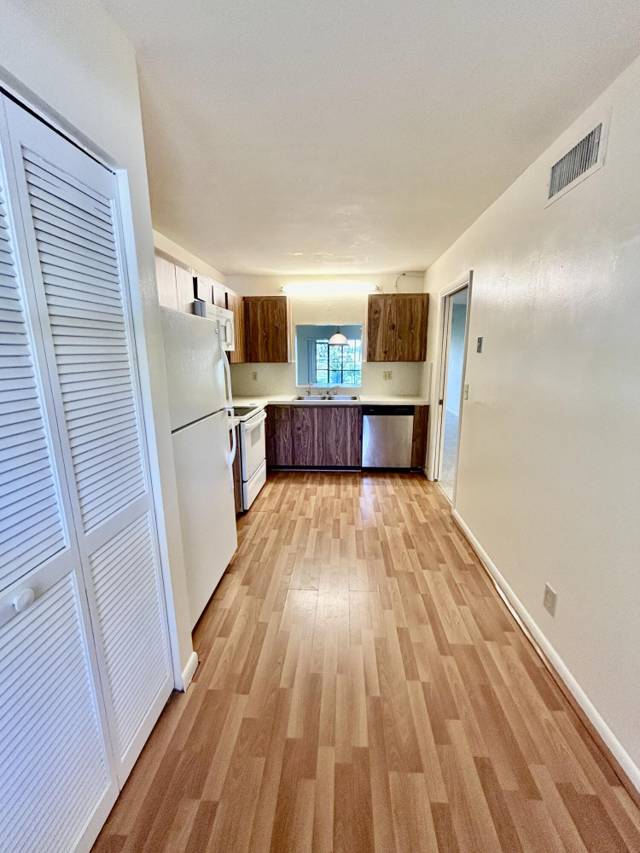 2900 SW 22nd Circle #221d