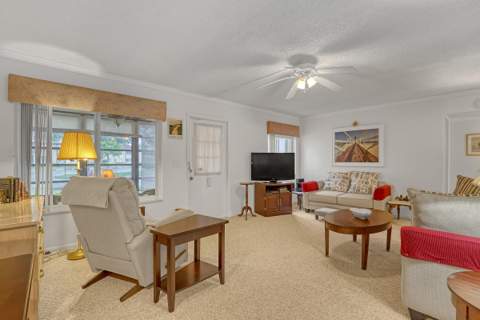 337 Pine Ridge Circle #A-1, Greenacres FL - photo 11 of 40