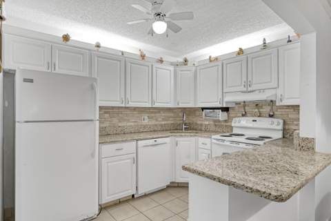 337 Pine Ridge Circle #A-1, Greenacres FL - photo 14 of 40