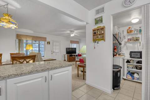 337 Pine Ridge Circle #A-1, Greenacres FL - photo 16 of 40