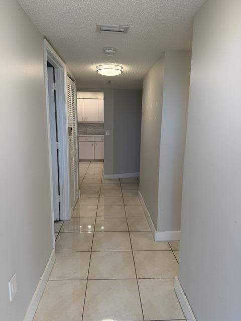 2 bedroom Condominium at 2240 N Cypress Bend Drive #904, CYPRESS BEND CONDOMINIUM VII, Pompano Beach — photo 2