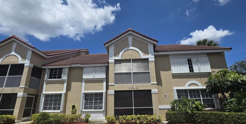 2 bedroom Condominium at 4610 W Mcnab Road #D1, La Bonne Vie At Palm-Aire Condo, Pompano Beach — photo 2
