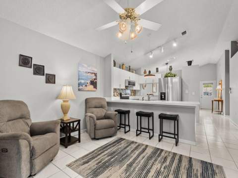 703 NW San Remo Circle, Port St. Lucie FL - photo 12 of 42