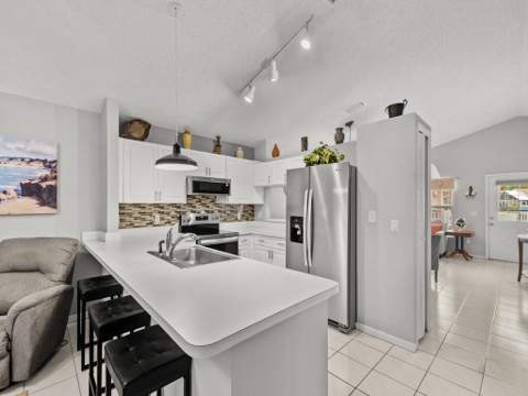 703 NW San Remo Circle, Port St. Lucie FL - photo 15 of 42